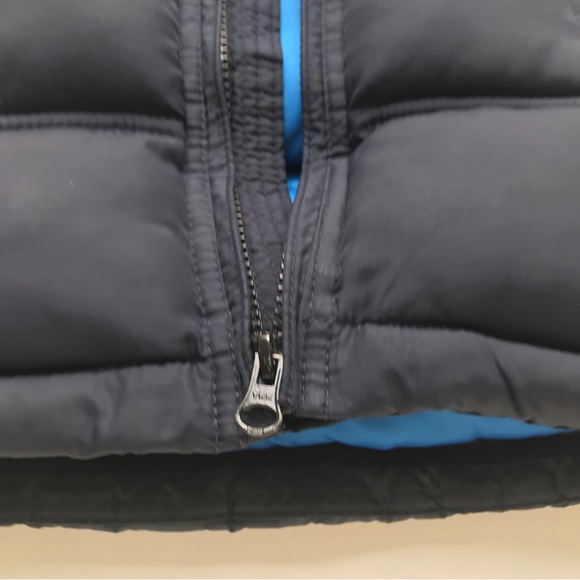 GAP kids puffy fall/spring vest - Picture 3 of 5
